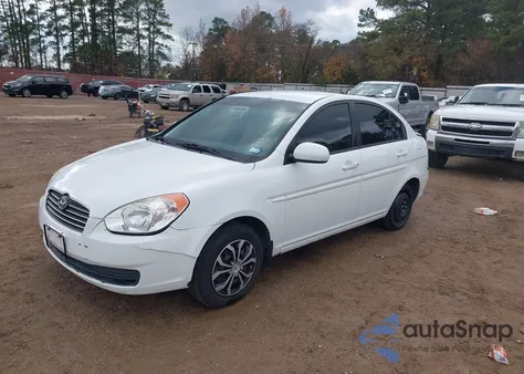 2011 Hyundai Accent Gls z USA, uszkodzony, nr VIN KMHCN4AC9BU604930